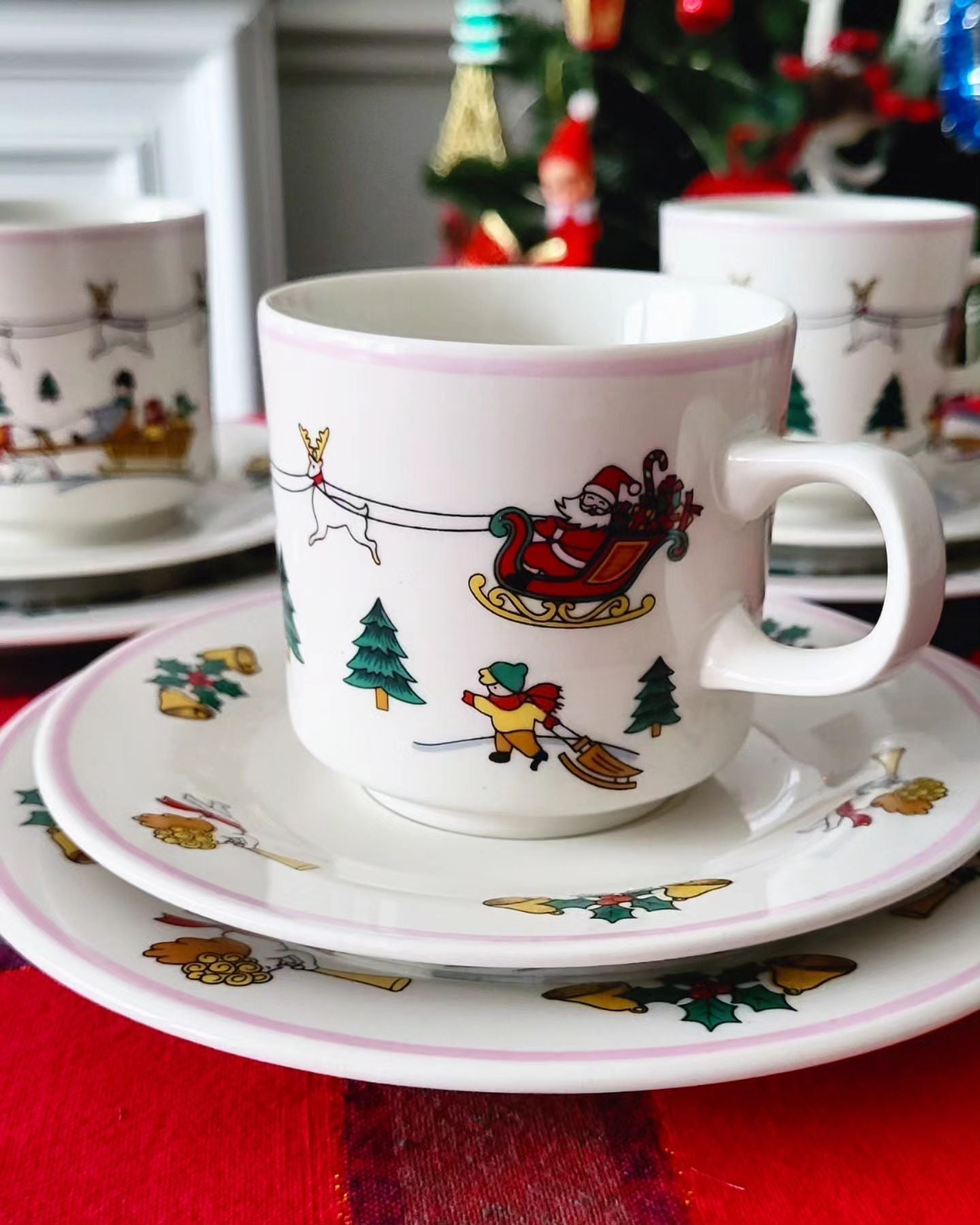 Kit Porcelana Natalina Luxo – 9 Peças